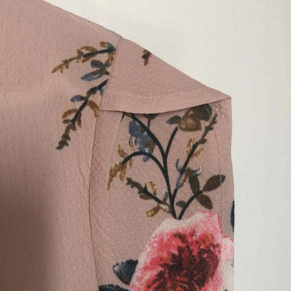 Unbranded, Floral blouse - Picture 4 of 4